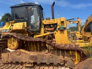 ขายแทร็กเตอร์D5HLGP ตู้แอร์เกียร์ทอล์คสภาพพร้อมใช้งานเอกสารพร้อมโอนดูคลิปวิดีโอเพิ่มเติมได้ครับโทร 0926087999 คุณเล็ก