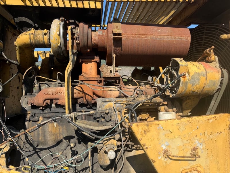 รถตักล้อยางCat 966D