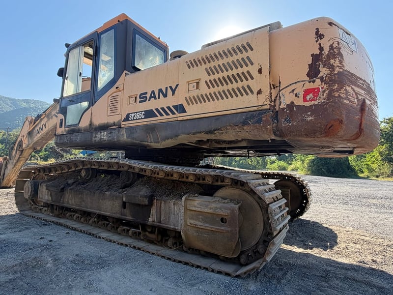 ขาย 650.000บาท แม็คโครซานี่ ปี2012 SY365C 34100Kg 12SY036721378 TS2510178-2012 สภาพพร้อมใช้งานสนใจดูรถจังหวัดแพร่ทะเบียนพร้อม