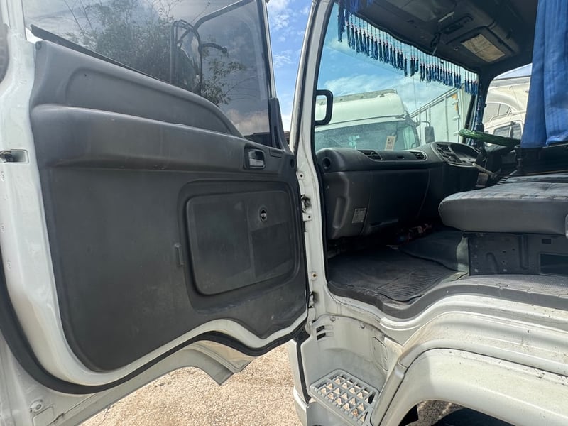 หกล้ออีซูซุ200แรงปี51