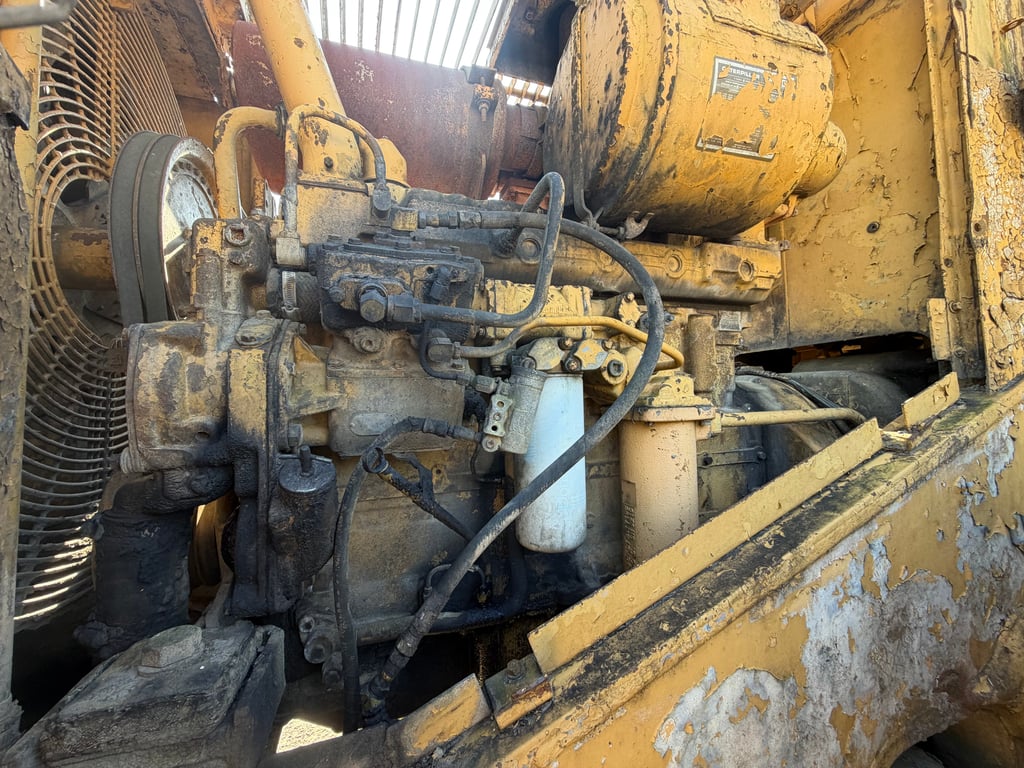 รถตักล้อยางCat 966D รถตักล้อยางCat 966D