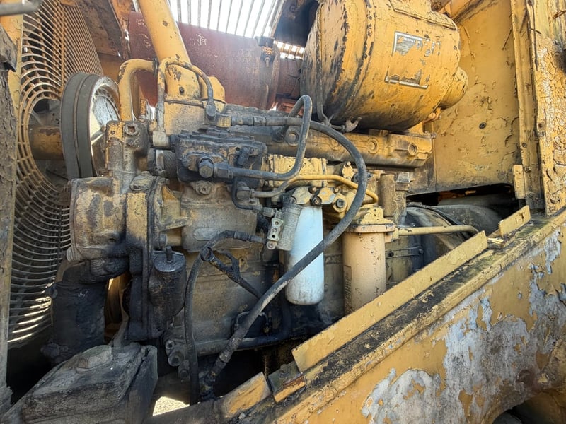 รถตักล้อยางCat 966D