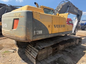 🚗รถขุด วอนโว่ EC210B PRIME ปี57  ✅สภาพพร้อมใช้งาน มีทะเบียน✅  💰ขายราคา 480,000 บาท รถอยุธยาวังน้อย