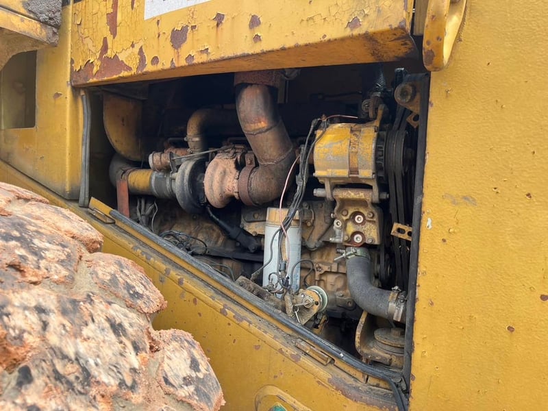  รถตักล้อยาง Cat 950 f 2 สนใจดูรถ 092-608-7999คุณเล็ก