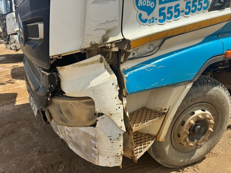 ขาย 580,000 บาท สิบล้อ sany จดทะเบียนปี 58 เครื่อง HINO 326 แรง สอบถามรายละเอียดเพิ่มเติม โทร 092-608-7999 คุณเล็ก สอบถามรายละเอียดเพิ่มเติมได้ครับ