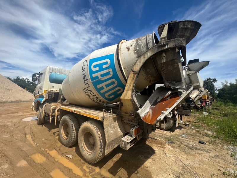 ขาย 580,000 บาท สิบล้อ sany จดทะเบียนปี 58 เครื่อง HINO 326 แรง สอบถามรายละเอียดเพิ่มเติม โทร 092-608-7999 คุณเล็ก สอบถามรายละเอียดเพิ่มเติมได้ครับ