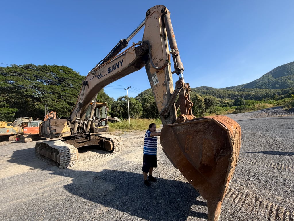 ขาย 650.000บาท แม็คโครซานี่ ปี2012 SY365C 34100Kg 12SY036721378 TS2510178-2012 สภาพพร้อมใช้งานสนใจดูรถจังหวัดแพร่ทะเบียนพร้อม ขาย 650.000บาท แม็คโครซานี่ ปี2012 SY365C 34100Kg 12SY036721378 TS2510178-2012 สภาพพร้อมใช้งานสนใจดูรถจังหวัดแพร่ทะเบียนพร้อม