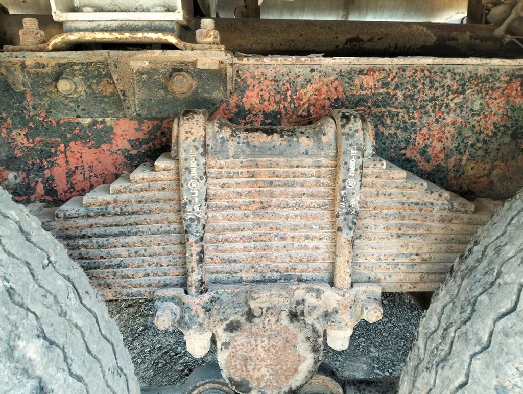 ขาย 480,000 บาท สิบล้อ Isuzu เครื่อง 195 แรง 2 เพลา บรรจุน้ำได้ 15,000 ลิตร มีระบบดูดน้ำ สภาพพร้อมใช้งาน สนใจดูรถที่ร้านเมืองบุรีรัมย์