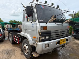 หัวลากนิสสันยูดีเครื่อง 