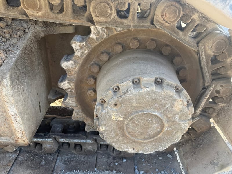 ขาย 650.000บาท แม็คโครซานี่ ปี2012 SY365C 34100Kg 12SY036721378 TS2510178-2012 สภาพพร้อมใช้งานสนใจดูรถจังหวัดแพร่ทะเบียนพร้อม