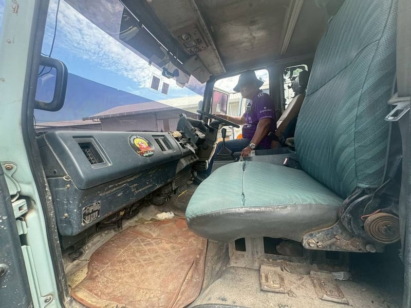 อีซูซุ195แรง เครนพับ6ตัน ขายราคา 490,000 บาทสนใจโทร 0926087999 คุณเล็ก อีซูซุ195แรง เครนพับ6ตัน ขายราคา 490,000 บาทสนใจโทร 0926087999 คุณเล็ก