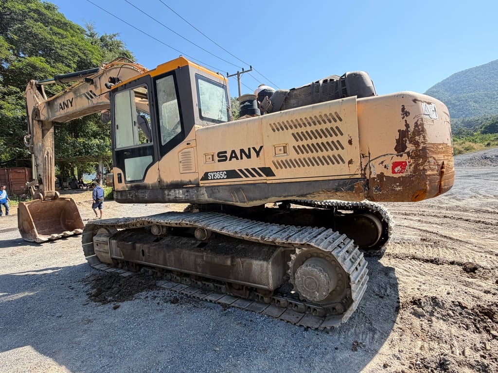 ขาย 650.000บาท แม็คโครซานี่ ปี2012 SY365C 34100Kg 12SY036721378 TS2510178-2012 สภาพพร้อมใช้งานสนใจดูรถจังหวัดแพร่ทะเบียนพร้อม ขาย 650.000บาท แม็คโครซานี่ ปี2012 SY365C 34100Kg 12SY036721378 TS2510178-2012 สภาพพร้อมใช้งานสนใจดูรถจังหวัดแพร่ทะเบียนพร้อม