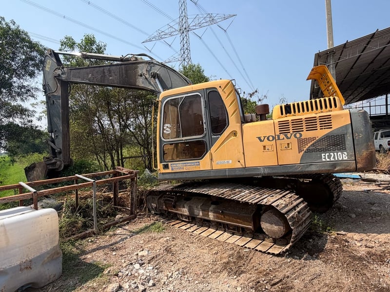 🚗รถขุด วอนโว่ EC210B PRIME ปี57  ✅สภาพพร้อมใช้งาน มีทะเบียน✅  💰ขายราคา 480,000 บาท รถอยุธยาวังน้อย