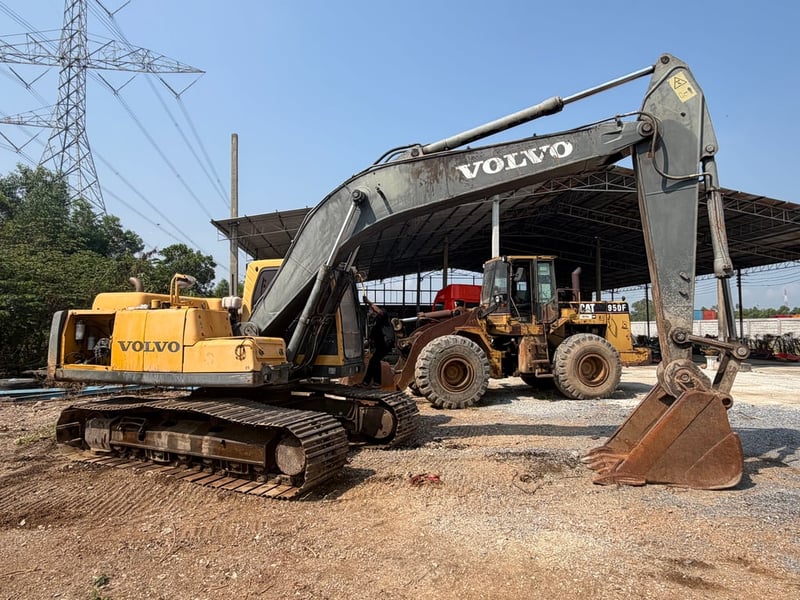 🚗รถขุด วอนโว่ EC210B PRIME ปี57  ✅สภาพพร้อมใช้งาน มีทะเบียน✅  💰ขายราคา 480,000 บาท รถอยุธยาวังน้อย