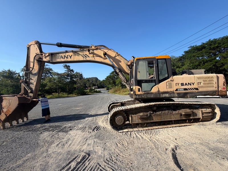 ขาย 650.000บาท แม็คโครซานี่ ปี2012 SY365C 34100Kg 12SY036721378 TS2510178-2012 สภาพพร้อมใช้งานสนใจดูรถจังหวัดแพร่ทะเบียนพร้อม