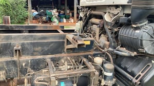 ISUZU FRR 210แรงม้า รถบรรทุก 6ล้อ ดั้มพ์ ปี2014 เลขไมล์น้อยกว่า 100,000 กม.