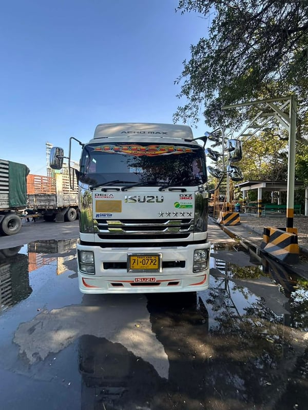 ISUZU GXZ 360แรงม้า รถบรรทุก หัวลาก 10ล้อ พ่วงแม่ลูก ปี2018 เลขไมล์น้อยกว่า 800,000 กม.