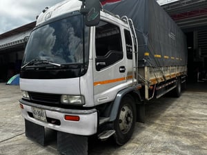 ISUZU FTR 195แรงม้า รถบรรทุก 6ล้อ กระบะคอกสูง ปี2000 เลขไมล์มากกว่า 800,000 กม.