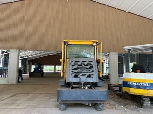 รถตัก 0.5 คิว ชั่วโมงน้อย พร้อมใช้งาน สอบถามรายละเอียดเพิ่มเติมได้ 0868449044