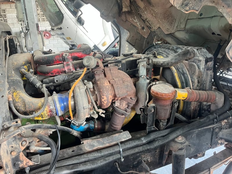 ISUZU FTR 195แรงม้า รถบรรทุก 6ล้อ ดั้มพ์ ปี2001 ISUZU FTR 195แรงม้า รถบรรทุก 6ล้อ ดั้มพ์ ปี2001