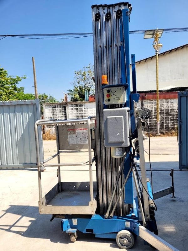 กระเช้าไฟฟ้า ยกได้ 12.3 เมตร รับนำ้หนักได้ 120 กก 0868449044