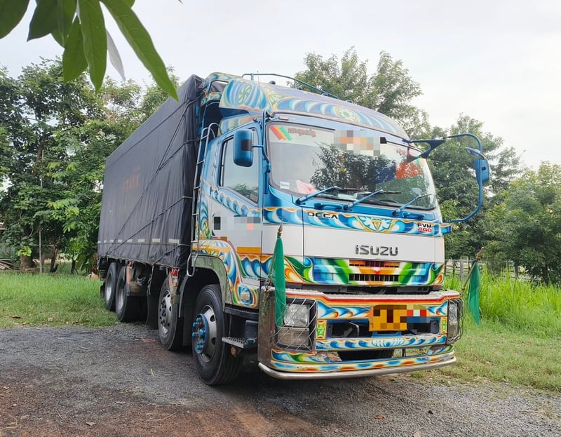 ISUZU FVM 240แรงม้า รถบรรทุก 10ล้อ ดั้มพ์ ปี2013โทรมา 0868449044