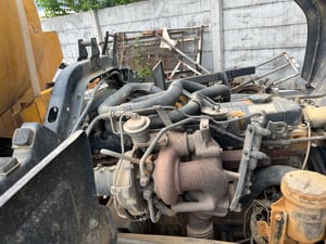 ISUZU FTR 240แรงม้า รถบรรทุก 6ล้อ บรรทุกน้ำ ถังสแตนเลสบรรจุ 5000 ลิตร ISUZU FTR 240แรงม้า รถบรรทุก 6ล้อ บรรทุกน้ำ ถังสแตนเลสบรรจุ 5000 ลิตร