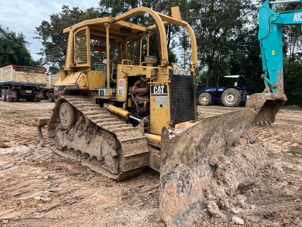 รถบ้านฝากขาย แทรคเตอร์ D5H สวยเดิน เล่มทะเบียนพร้อม 0868449044 รถบ้านฝากขาย แทรคเตอร์ D5H สวยเดิน เล่มทะเบียนพร้อม 0868449044