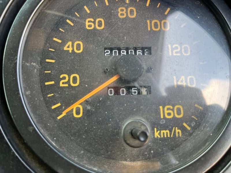 ISUZU FVM 230แรงม้า รถบรรทุก 10ล้อ ดั้มพ์ ปี2004 ISUZU FVM 230แรงม้า รถบรรทุก 10ล้อ ดั้มพ์ ปี2004