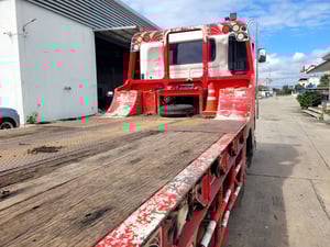 Hino S700 สะพานไฮดรอลิก เล่มทะเบียนพร้อม 0868449044 Hino S700 สะพานไฮดรอลิก เล่มทะเบียนพร้อม 0868449044