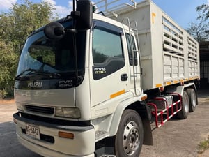 ISUZU FVM 230แรงม้า รถบรรทุก 10ล้อ ดั้มพ์ ปี2004 ISUZU FVM 230แรงม้า รถบรรทุก 10ล้อ ดั้มพ์ ปี2004
