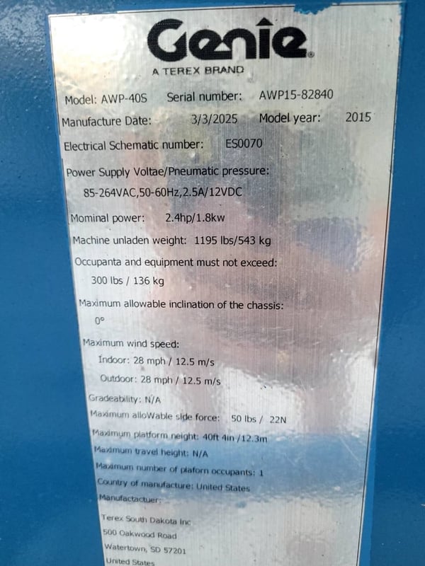 กระเช้าไฟฟ้า ยกได้ 12.3 เมตร รับนำ้หนักได้ 120 กก 0868449044