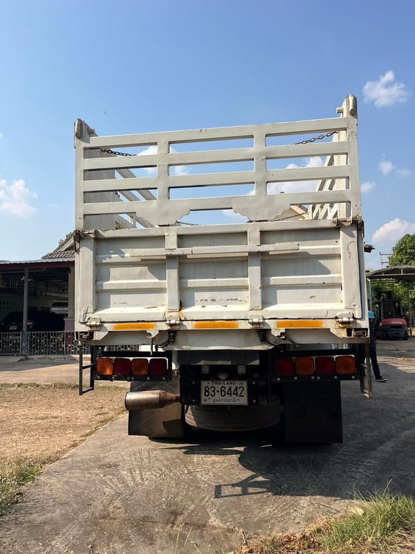ISUZU FVM 230แรงม้า รถบรรทุก 10ล้อ ดั้มพ์ ปี2004 ISUZU FVM 230แรงม้า รถบรรทุก 10ล้อ ดั้มพ์ ปี2004