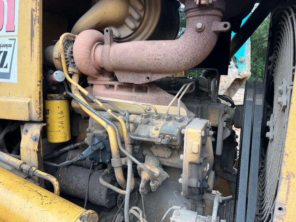 รถบ้านฝากขาย แทรคเตอร์ D5H สวยเดิน เล่มทะเบียนพร้อม 0868449044 รถบ้านฝากขาย แทรคเตอร์ D5H สวยเดิน เล่มทะเบียนพร้อม 0868449044