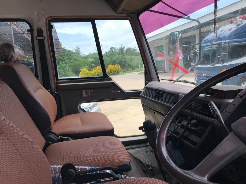 รถนำ้ 15000 ลิตร เอกสารประมูล เครื่องเดิม เกียร์เดิม สัสสีสวย