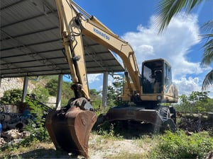 แมคโคร ล้อยาง pw 160-7k ใช้งานน้อย สวยเดิม โทร 0868449044