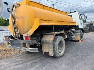 ISUZU FTR 240แรงม้า รถบรรทุก 6ล้อ บรรทุกน้ำ ถังสแตนเลสบรรจุ 5000 ลิตร ISUZU FTR 240แรงม้า รถบรรทุก 6ล้อ บรรทุกน้ำ ถังสแตนเลสบรรจุ 5000 ลิตร