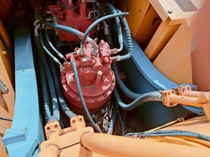 แมคโครบูมยาว 18 เมตร  ใช้งานน้อย 2700 ชั่วโมง โทร 0868449044