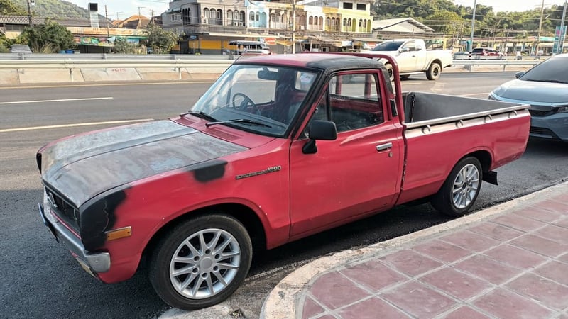 พี่ชายฝากขาย รถยนต์ NISSAN Datsun ช้างเหยียบ 4ขอ แต่งสวย พี่ชายฝากขาย รถยนต์ NISSAN Datsun ช้างเหยียบ 4ขอ แต่งสวย