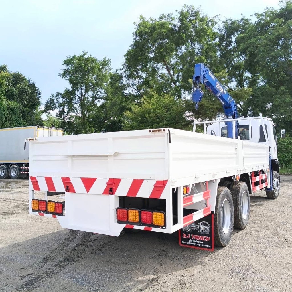 ISUZU FVM 240แรงม้า รถบรรทุก 10ล้อ กระบะเหล็กติดเครน ปี2022 ISUZU FVM 240แรงม้า รถบรรทุก 10ล้อ กระบะเหล็กติดเครน ปี2022