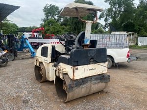 ขายรถบด ยี่ห้ออีเกิ้ลโซแลนด์ 3ตัน