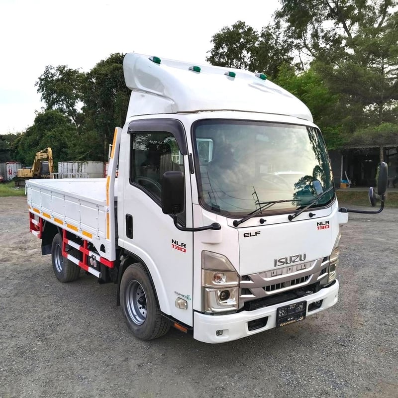 ISUZU NLR รถบรรทุก 4ล้อ กระบะเหล็ก ปี2020 เลขไมล์น้อยกว่า 100,000 กม. ISUZU NLR รถบรรทุก 4ล้อ กระบะเหล็ก ปี2020 เลขไมล์น้อยกว่า 100,000 กม.