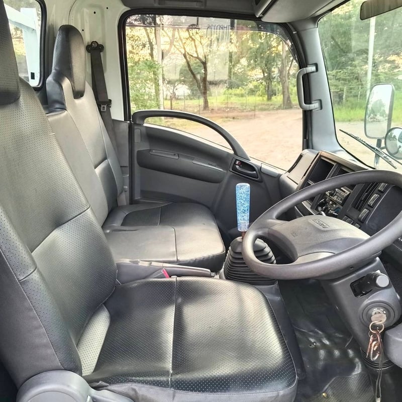 ISUZU NLR รถบรรทุก 4ล้อ กระบะเหล็ก ปี2020 เลขไมล์น้อยกว่า 100,000 กม. ISUZU NLR รถบรรทุก 4ล้อ กระบะเหล็ก ปี2020 เลขไมล์น้อยกว่า 100,000 กม.