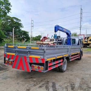 ขายรถหกล้อเครน 3ตัน ปี57 พร้อมใช้งาน