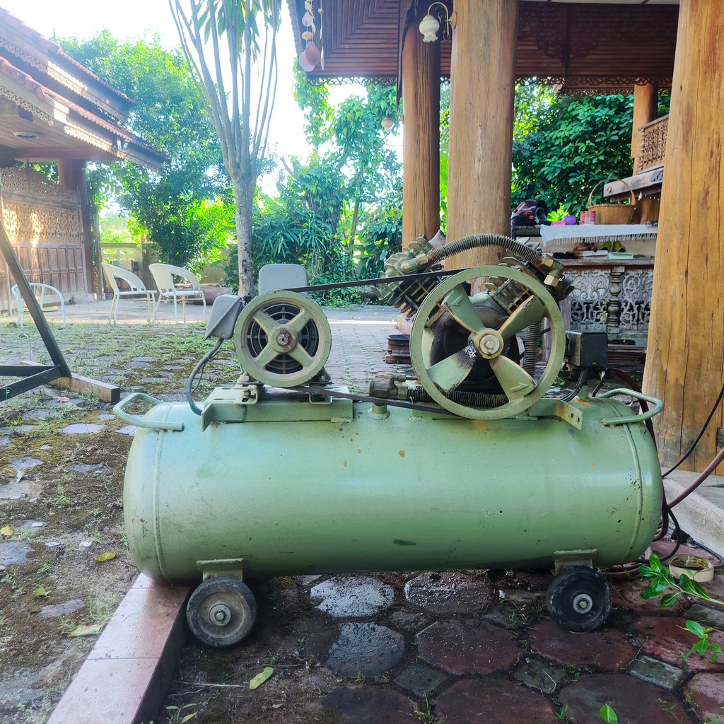 ปั๊มลมสายพาน swan  85 ลิตร 1แรง