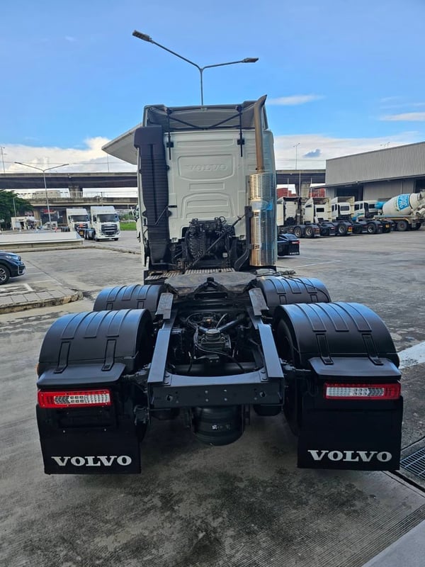 รถบรรทุกหัวลาก FH 440 แรง ปี 2563 สภาพสวยมาก รถบรรทุกหัวลาก FH 440 แรง ปี 2563 สภาพสวยมาก