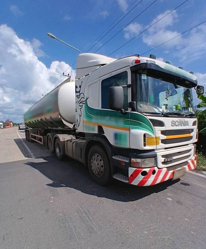 ขายหัวลาก SCANIA P410 + หางแท็งก์ FOCAL TANKER ปี 2559 ขายหัวลาก SCANIA P410 + หางแท็งก์ FOCAL TANKER ปี 2559