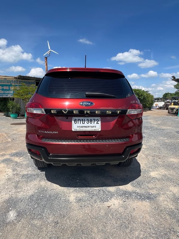 ขายครับรถ (Ford Everest)2.2ขับ2 ดีเซลสภาพสวยเจ้าของขายเองครับ