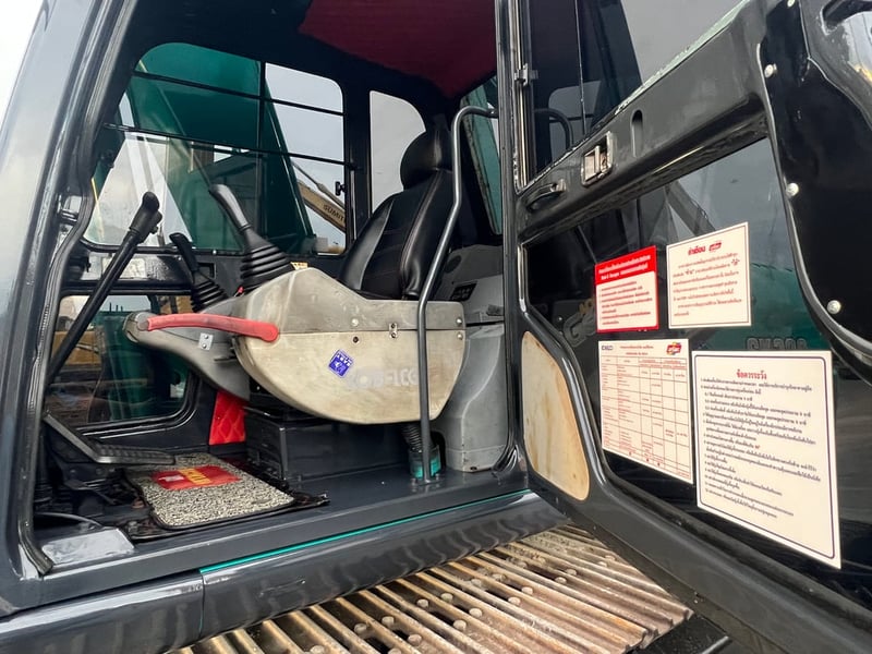 ขายsk200-5LCบูมยาวแท้ 0851562314 ขายsk200-5LCบูมยาวแท้ 0851562314