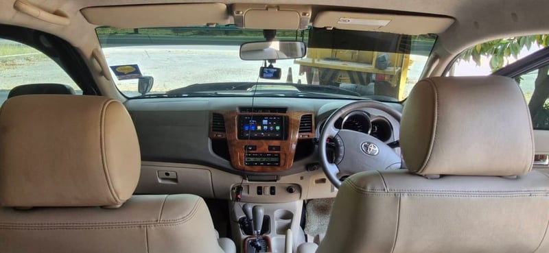 ขายครับfortuner 3.0 สภาพสวยครับเจ้าของขายเอง